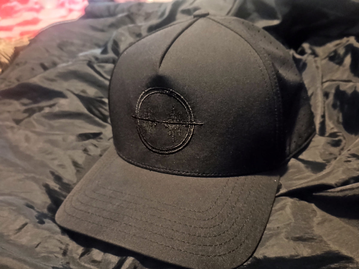PEAK VECTOR - SIGNATURE PERFORMANCE CAP