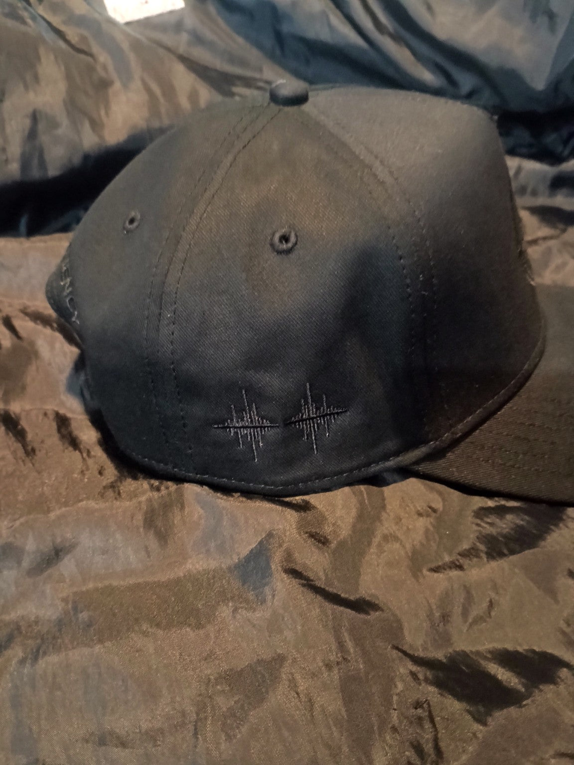 PEAK ONE - SIGNATURE CAP